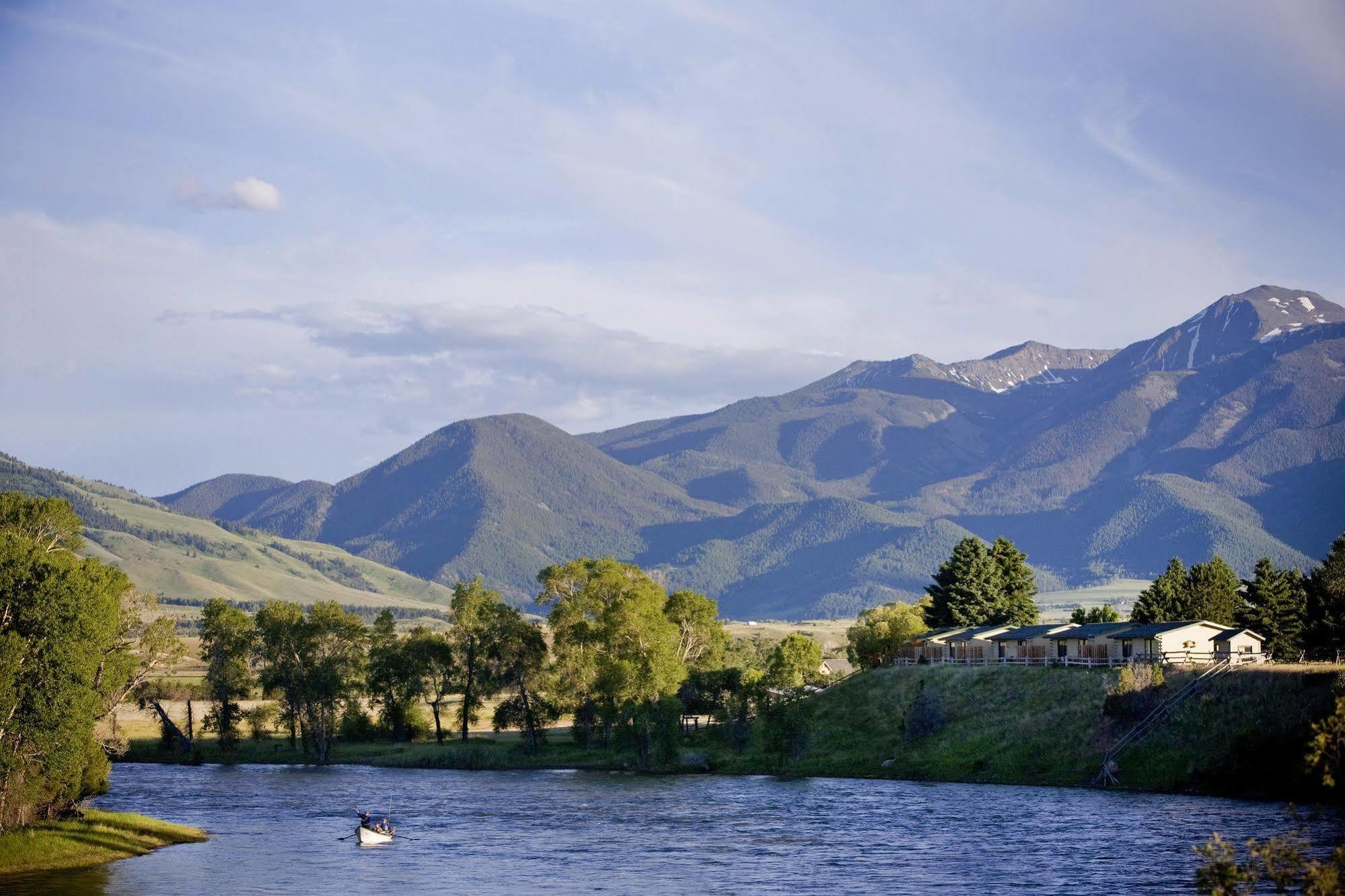 Yellowstone Valley Lodge, Livingston MT Lodging